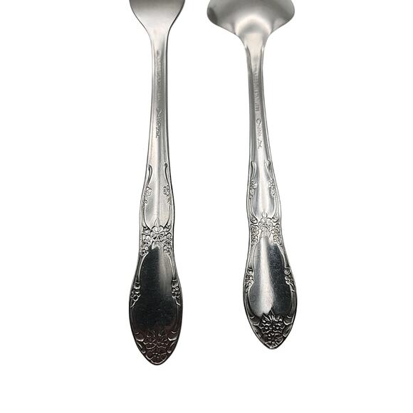 2 Oneida Silver Wm A Rogers Stainless OHS103 Fork 7 1/8" & Teaspoon 6.5" Floral - Picture 8 of 8